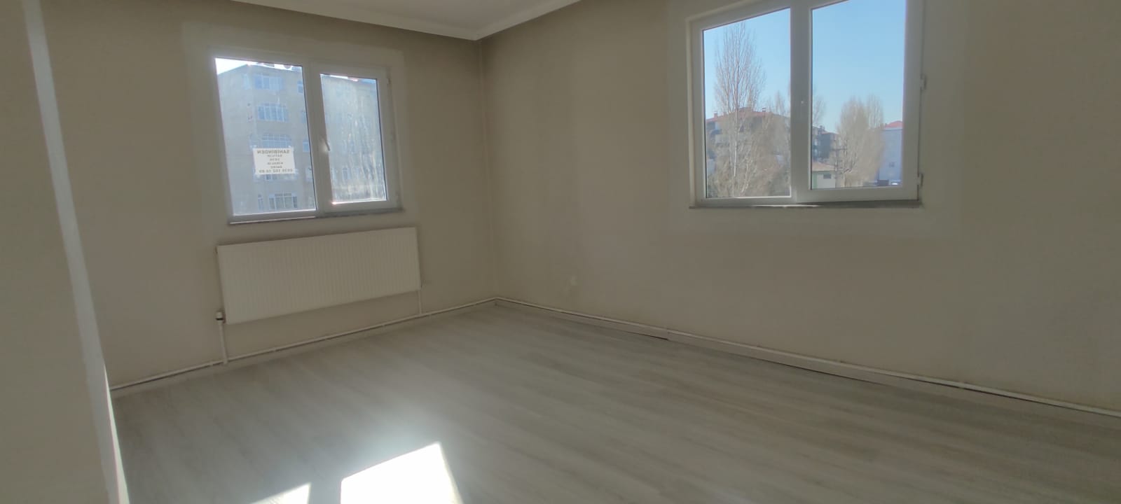 ABDURRAHMNAGAZİ'DE SATILIK DAİRE